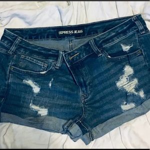 2/$15 Express Distressed Shortie Short